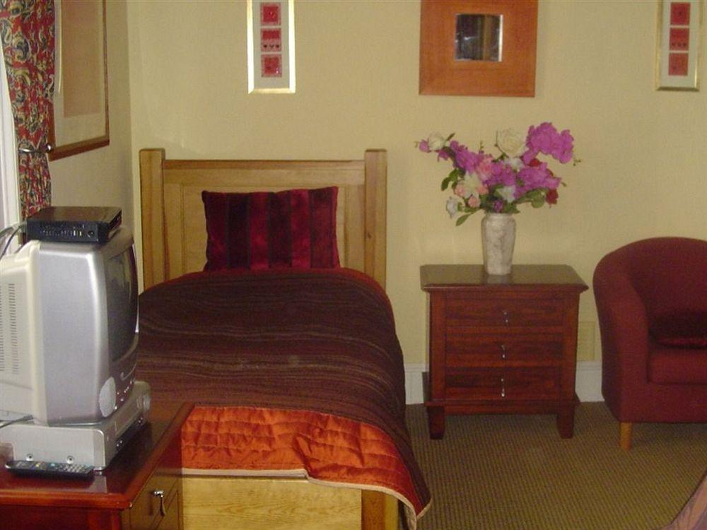 Westbourne House B&B Tillicoultry ภายนอก รูปภาพ